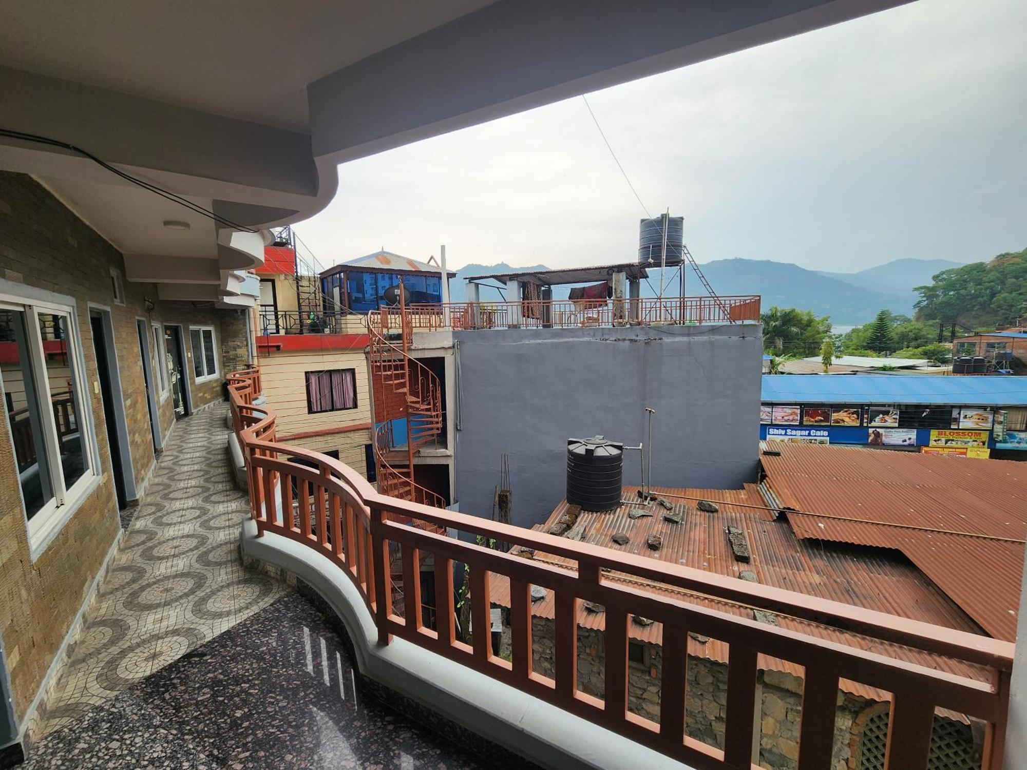 Hotel Kajiinn Pokhara Exterior foto